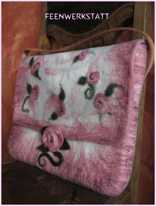 Filztasche mit Rosen