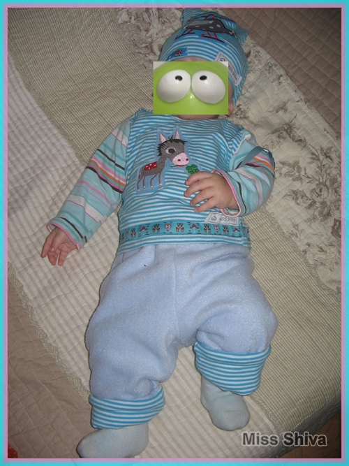 Kleine Babyjungskombi