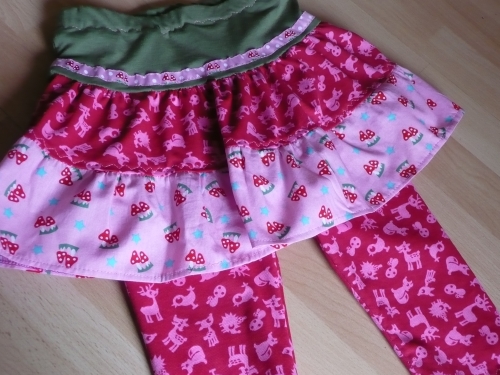 Einen Wunsch-Leggings-Rock
