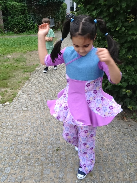 Wellenhemd Hermosa mit abgewandelter Oona Hose