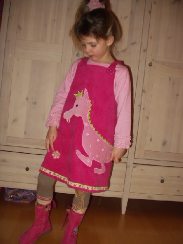 Marieke als Drachenkleid