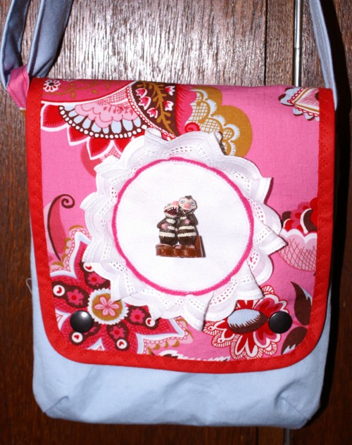 Hier die Tasche!