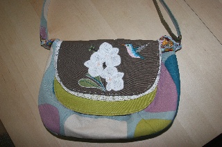 Urshult mit 3D Appli / Stickerei