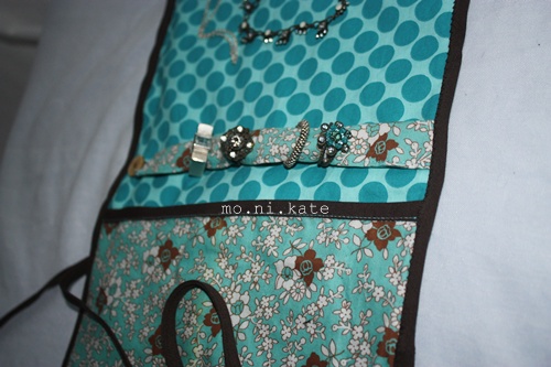 jewellery roll