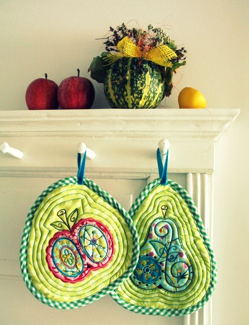 Topflappen aus der Stickmaschine :o)