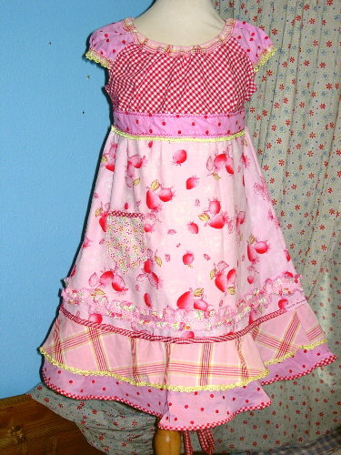 Erdbeerkleid