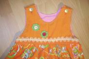 twirlykleid mit Bauchtasche