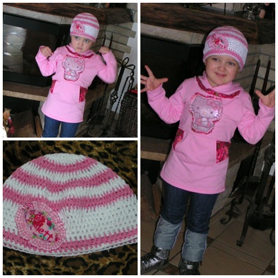 Hello Kitty Kombi am Modell