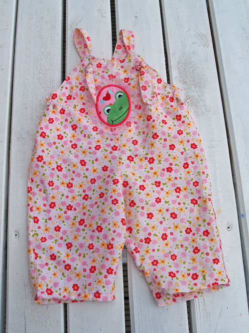 baby latzhose
