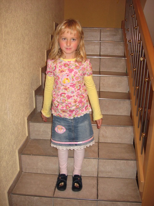 ANTONIA...