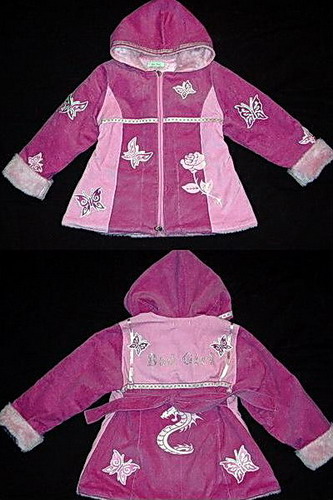Samijacke mit Schmetterlingsstickereien