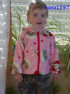 Pia als Jacke (danke Claudia*zwinker*)