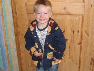 Felix Jacke fr einen kleinen Ruber