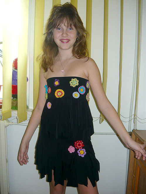 A set for girls(top and skirt)