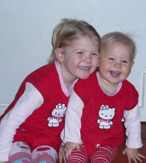 Nele und Merle und Hello-Kitty-Amelie