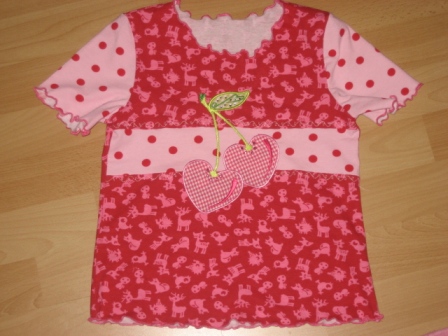 Antonia Tshirt Kirsche