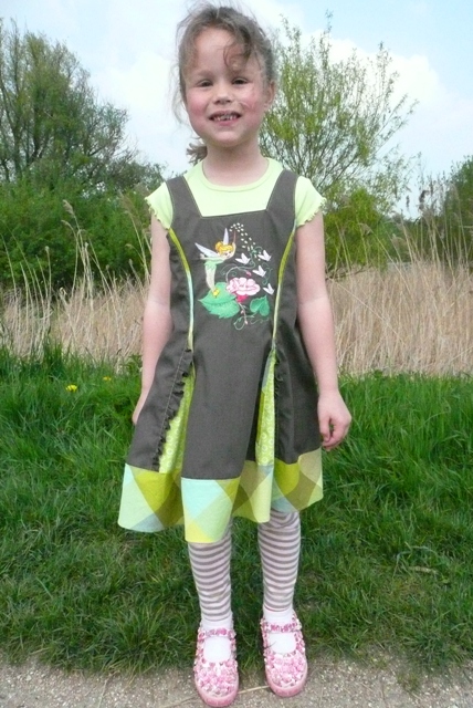 Tinkerbell-kleid am Model