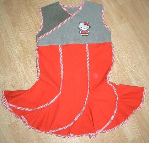 Hello Kitty Wellenkleid (Hermosa)