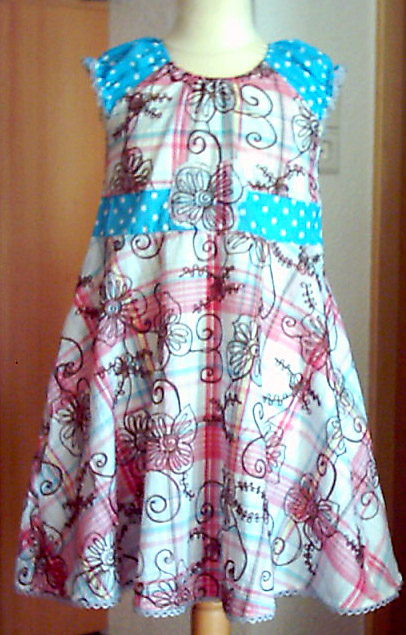 Ein TINI-Kleid fr Lena