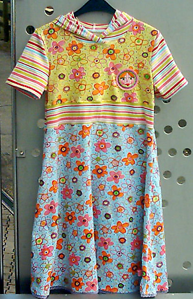 ein Antonia-Kleid in Gr. 134....