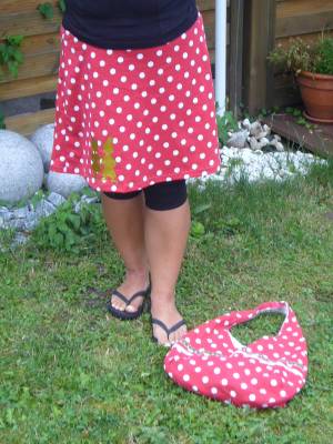 ..h..dieses Bild mit Tasche wollt ich doch zeigen...