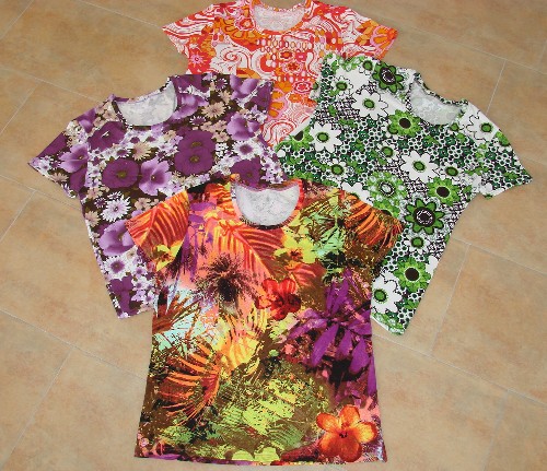 Einige bunte T-Shirt ...