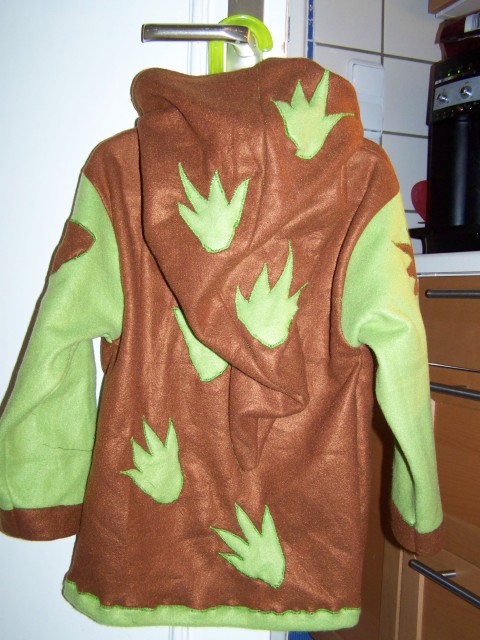 Drachenpulli von hinten