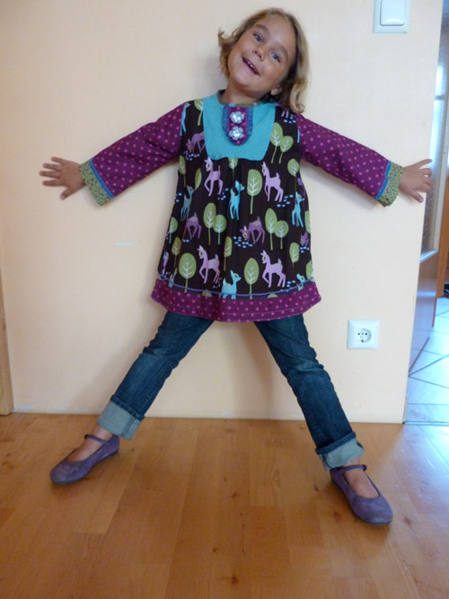 Helena mit Ottobre Tunika....