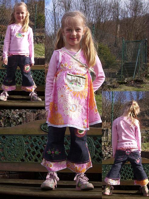 Yelena und  Ottobre Wickelbluse