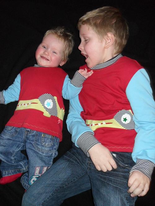 Geschwisterliebe :o) !