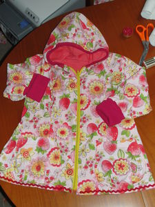 Erdbeerige Frhlingsjacke Fee