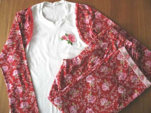 Rosenpyjama f�r meine Ma