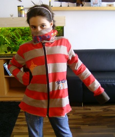 So die Jacke nochmal mit der Besitzerin