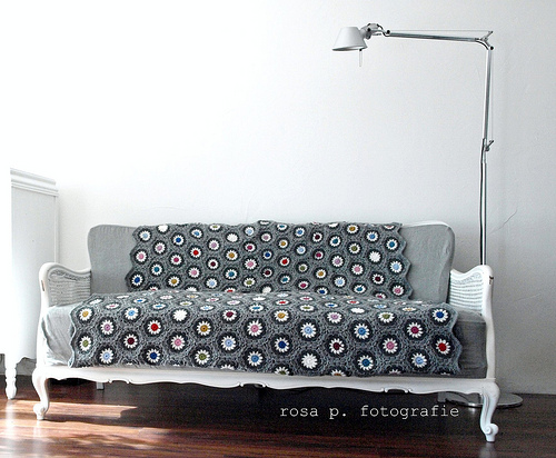 rosa's grey  hexagon blanket