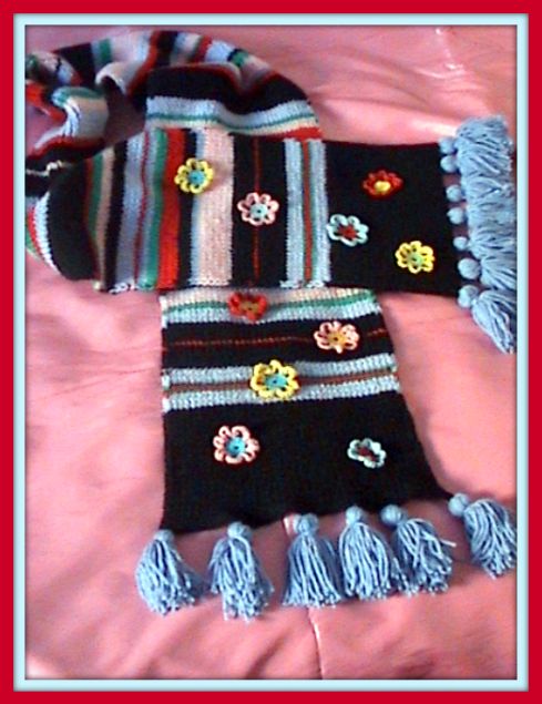 A scarf for girls