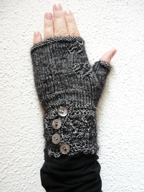 fingerless