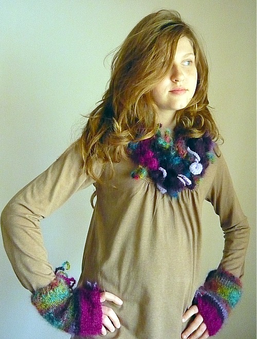 Whinter scarf and gloves