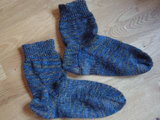 Meine 1. selbstgestrickten Socken...