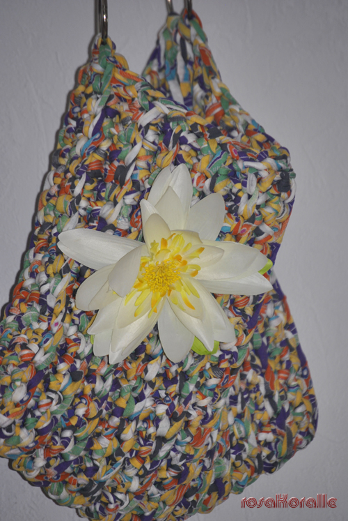 Hkeltasche aus Stoffstreifen
