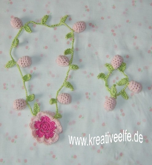 *~* Trendy Kirschkette und Armbad *~*
