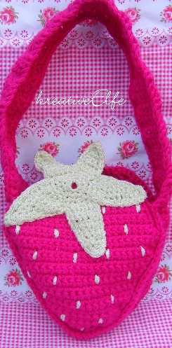 Erdbeerschultertasche