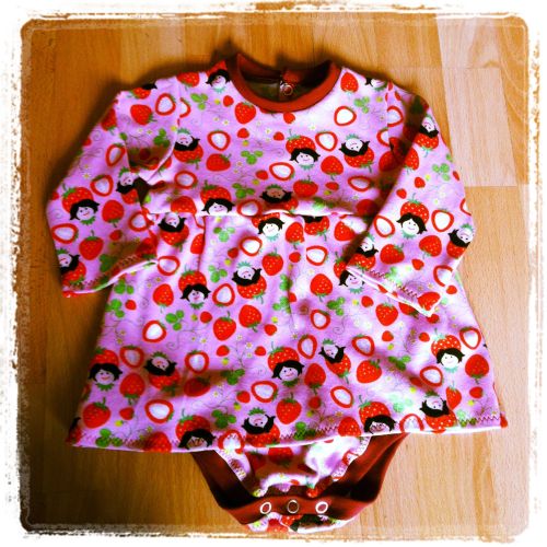 Bodykleid Erdbeermdchen