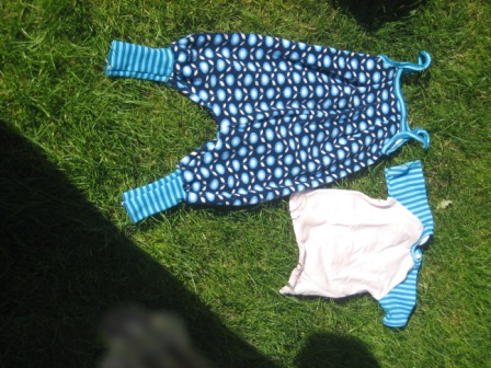 Mieke und Baby-Raglan