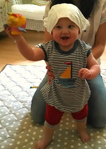 Maritime Amelie-Kombi am Kind