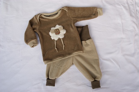 Baby-Kombi in Naturtnen