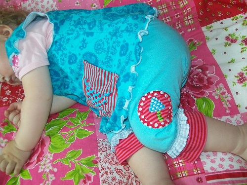 Amelie mit Leggings