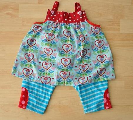 Zwergenkleid und Leggins