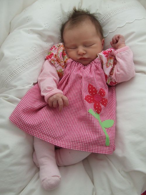 Gretas erstes Kleid ;O)