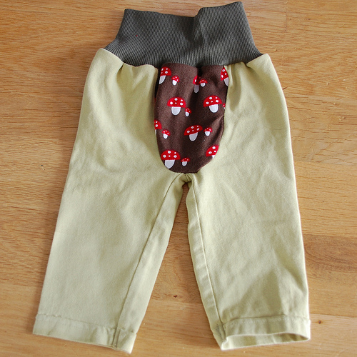 Kinderrmel werden Babybeine