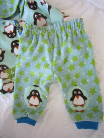 Eine Kuschelhose fr den Nachbarszwerg